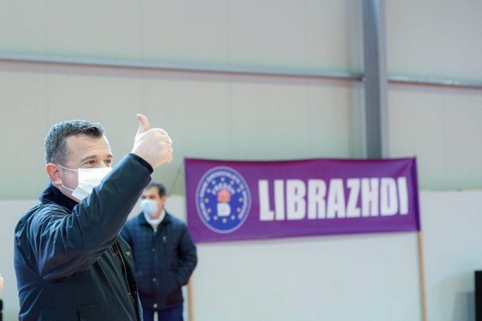 Balla takim me votuesit për herë të parë: Të rinjtë e dinë se sot s’ta merr dot hakun askush