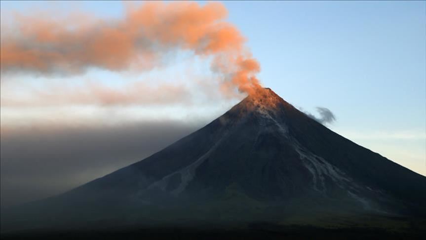 Shpërthen sërish vullkani Merapi në Indonezi
