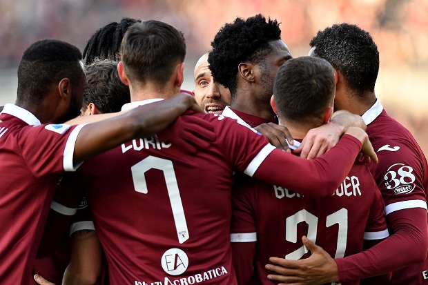 Vatër e “nxehtë” e Koronavirusit, klubi i Serisë A raporton edhe një rast tjetër pozitiv