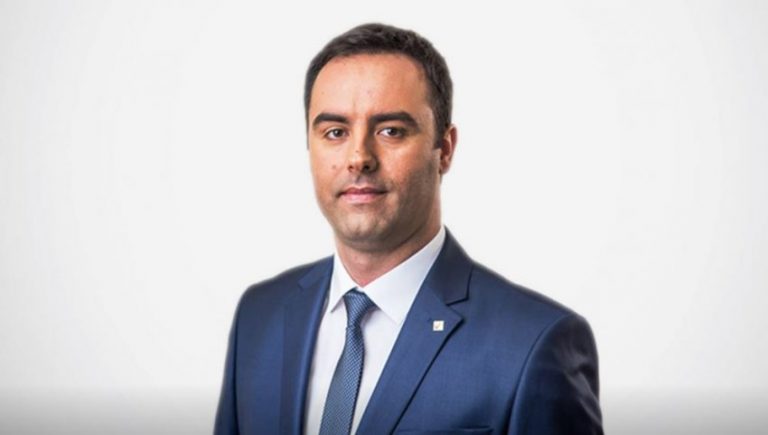 Ish-ministri i jashtëm i Kosovës: Nëse BE na kushtëzon, shqyrtojmë zhvendosjen e ambasadës nga Jeruzalemi