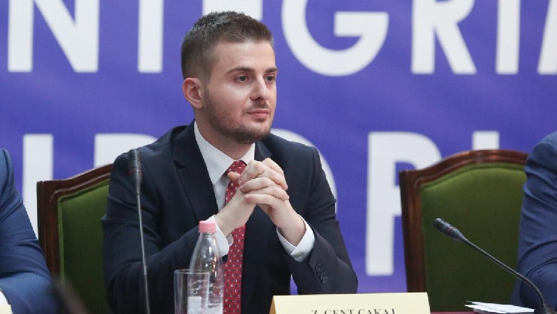 Babai i tij në gjendje kritike për shkak të Covid-19, ish-ministri Cakaj bën apel për ndihmë