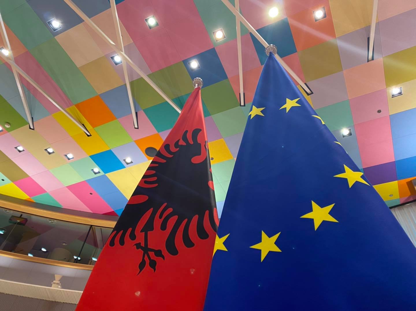 Balla optimist nga Brukseli për takimin me presidentin e PE: Lajme shumë të mira kemi sot!