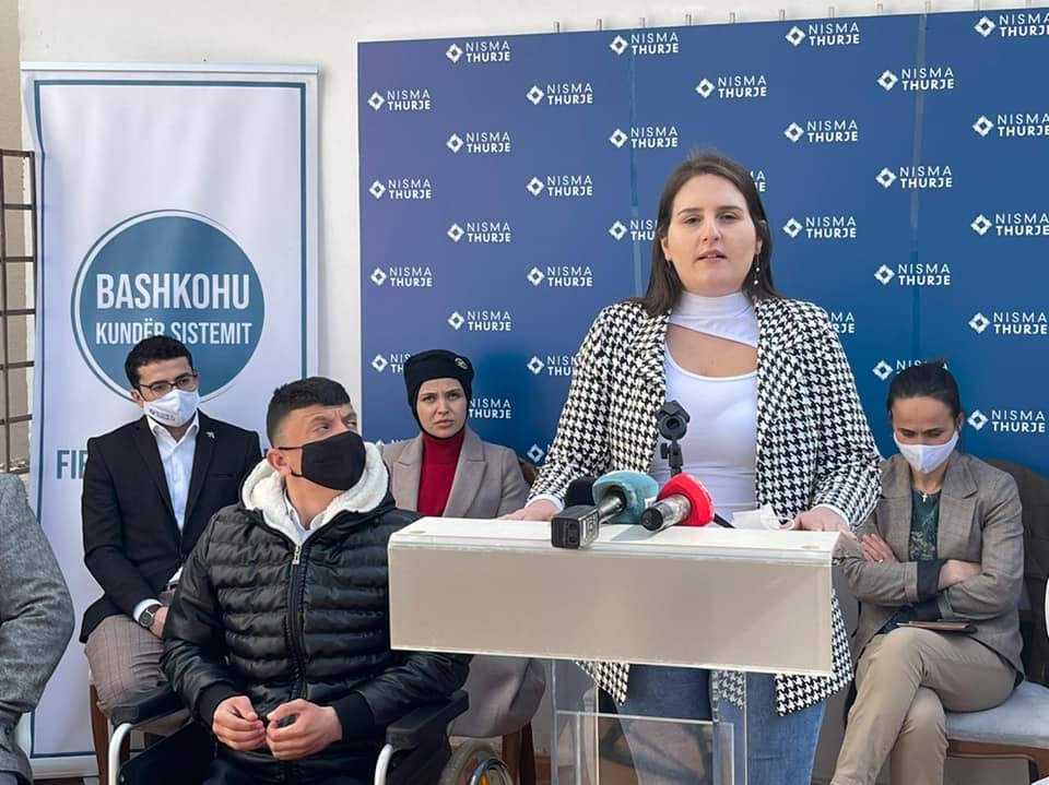 Kjo është mjekja e re që synon një mandat deputeti në Durrës me Nismën#Thurje