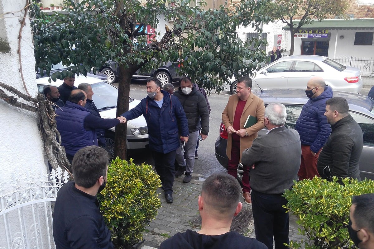 25 prilli/ Igli Cara takim me banorët në Spitallë: Ndryshimi do të fillojë nga ekonomia familjare