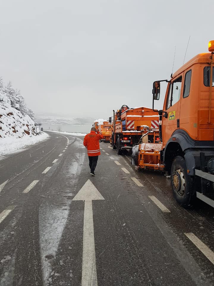 Probleme nga dëbora, ARRSH: Akset ku qarkullimi bëhet vetëm me zinxhirë
