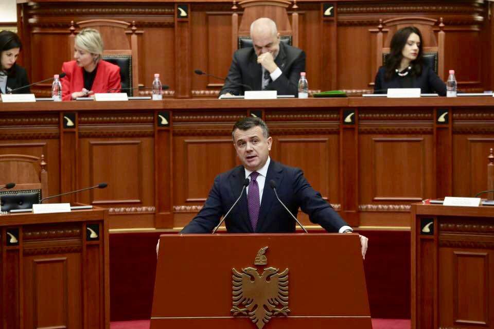 Votimi në Parlament/ Balla: Krenar që PS e ka vendosur kontributin e saj në anën e duhur të historisë së vendit