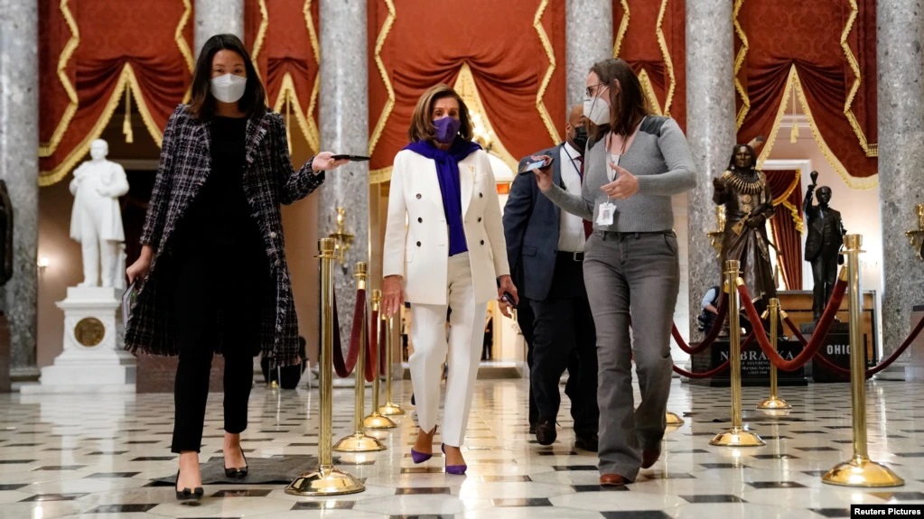 Pelosi: Dhoma e Përfaqësuesve do të votojë paketën stimuluese brenda së mërkurës
