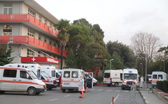 COVID-19, 16 viktima dhe 602 raste të reja. Nuk ndalen viktimat në Durrës