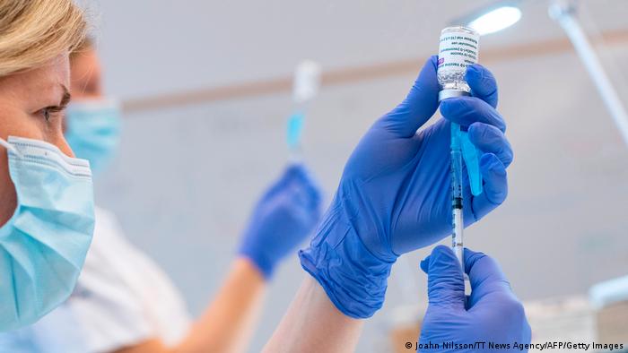 DW: Nuk e kemi luksin ta heqim nga lista AtraZeneca-n