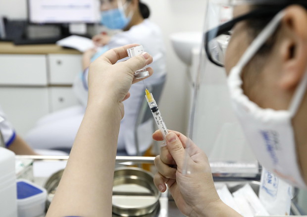 Shifra në rritje në Itali, 24.935 raste të reja dhe 423 të vdekur nga Covid-19