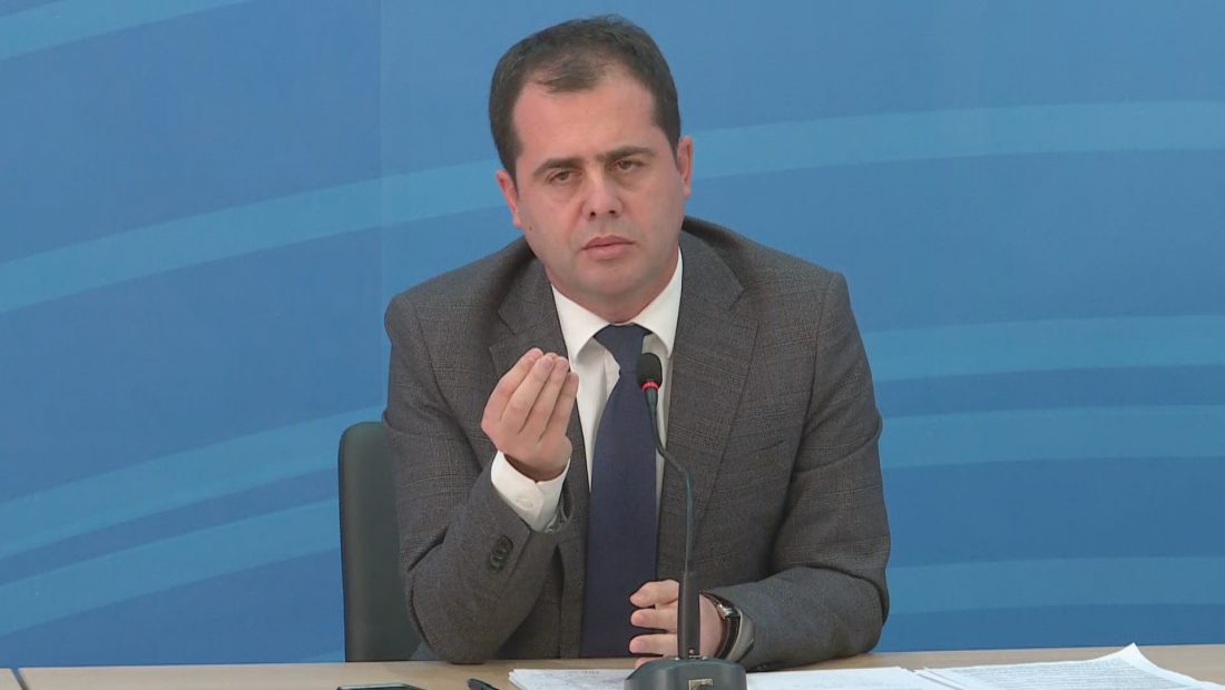 Bylykbashi “denoncon” Ramën: Paratë e tërmetit po shkojnë tek ata që nuk kanë dëme