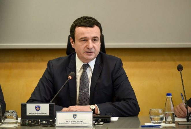 Kurti mbledh për herë të parë kabinetin e ri qeveritar, paralajmëron vendime