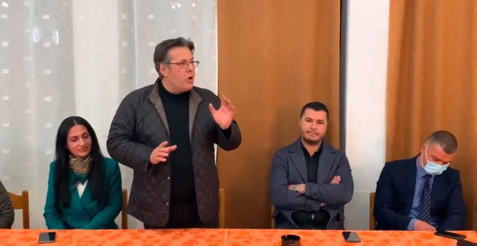 Paloka takim me banorët e Xhafzotajt në Durrës: Premtimet e Ramës janë si avioni në Kukës që nuk e preku tokën kurrë