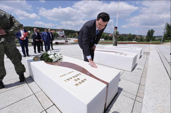 Basha nderon UÇK: Jasharët i treguan botës se atdhedashuria është e pamposhtshme