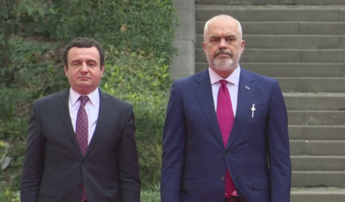 Rama i shkruan Kurtit: Ekzistojnë mundësitë për projekte të guximshme