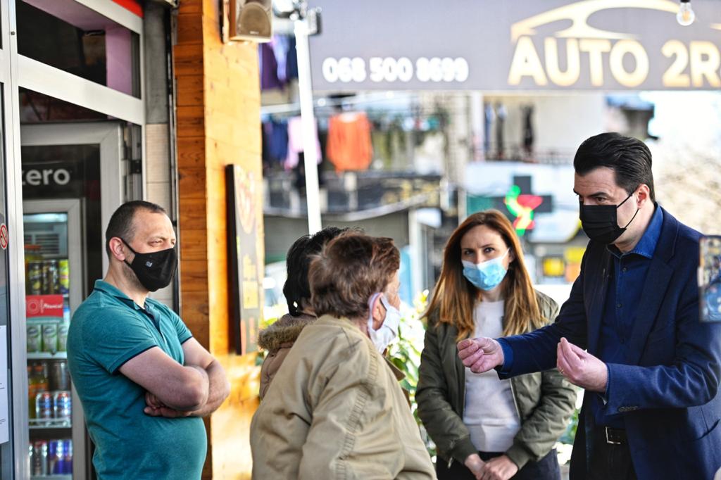 “S’ju premtojmë mrekulli, por normalitet”, Basha me qytetarët: Jemi në emergjencë kombëtare