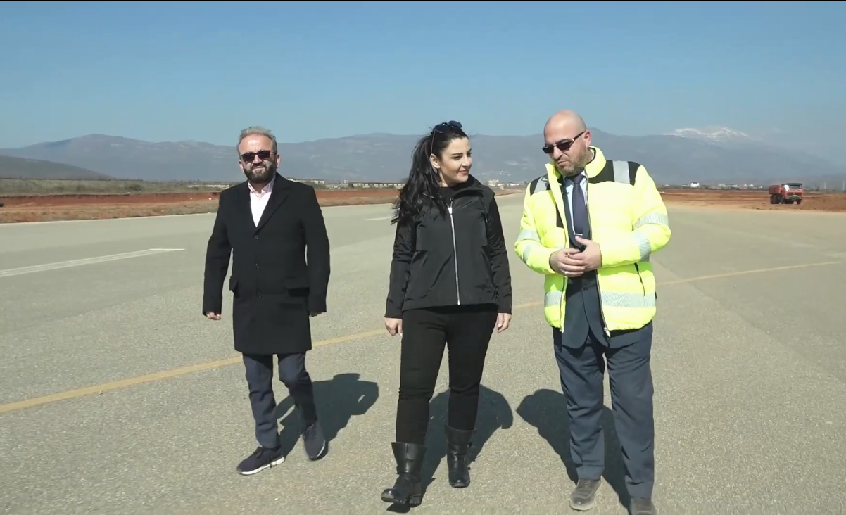 Ulet avioni i parë në Aeroportin e Kukësit, Balluku: E suksesshme