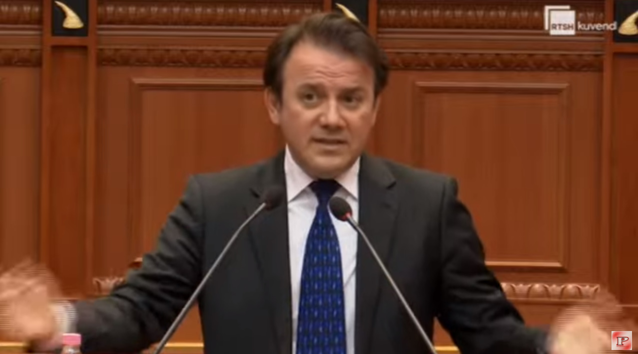 Gjoni: Shqipëria e ka blerë vaksinën AstraZeneca me 24 euro dozën, vendet e tjera 2 euro