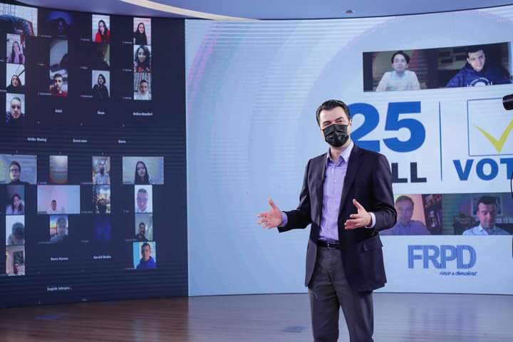 Të rinjtë europianë thirrje shqiptarëve: Më 25 prill bashkohuni rreth liderit demokrat, Lulzim Basha