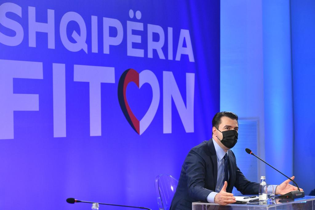 “KE s’duhet të fusë hundët”, Basha-Ramës: Unë, PD dhe shqiptarët e kemi përcaktuar rrugën drejt BE!