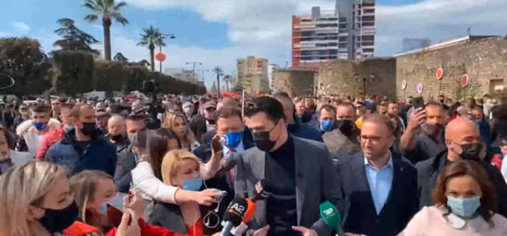 Incidente në Elbasan, Basha-Ramës: Shoqërohesh me banditë, mos guxo të kërcënosh qytetarët