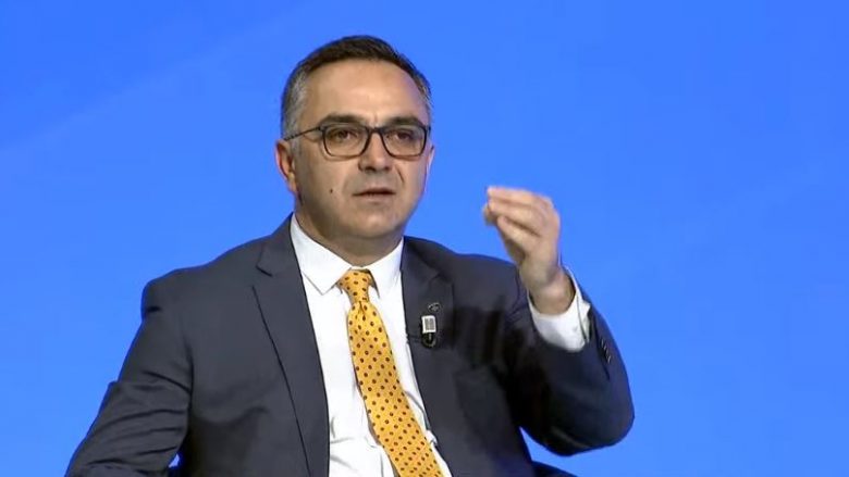 Kosovë, Besnik Tahiri emërohet ministër në detyrë i Punëve të Jashtme dhe Diasporës