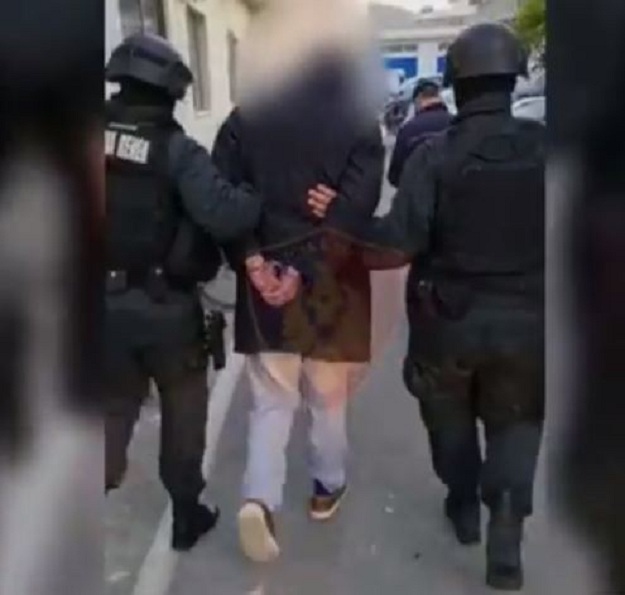 Fshihej në banesën e Ardian Çapjas, arrestohet një tjetër person në kërkim