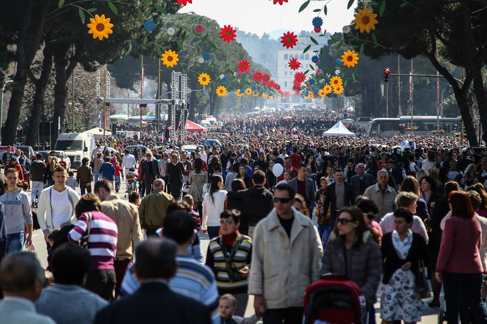 Policia shton masat për Ditën e Verës, nuk do të lejohen grumbullimet