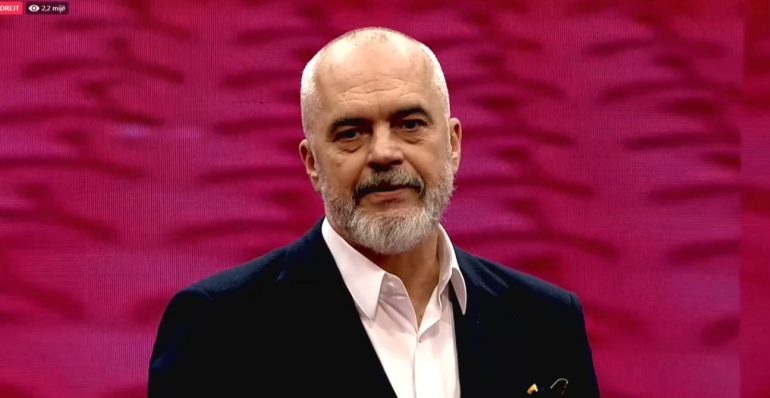 Rama uron 8 Marsin: Zoti nuk mund të ishte kudo, prandaj Ai bëri nënat!