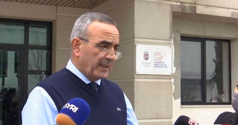 Policia zbarkon në zyrat e FRD, Shehu: Do jem në zyrë, le të më arrestojnë