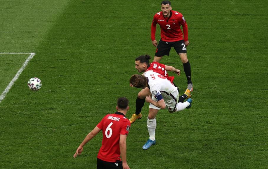 Kombëtarja mundet në “Air Albania”, përfundon 0-2 ndeshja Shqipëri-Angli