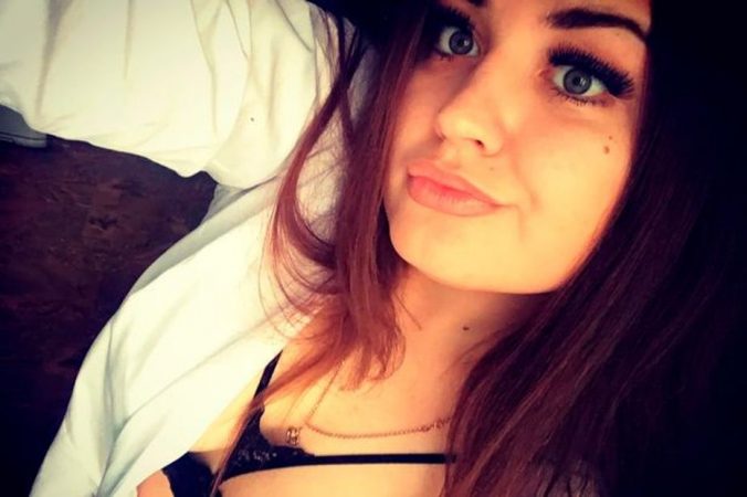 Po përdorte telefonin në tualet, humb jetën ish-asistentja e deputetit