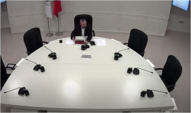 Zgjedhjet e 25 prillit, miratohet renditja e partive në fletën e votimit