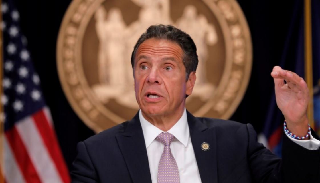 Akuzat për ngacmime seksuale, guvernatori i New York: Nuk dorëhiqem