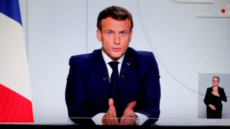 Franca shtyn masat e Lock-Down për 4 javë, Macron: Mbyllen edhe shkollat