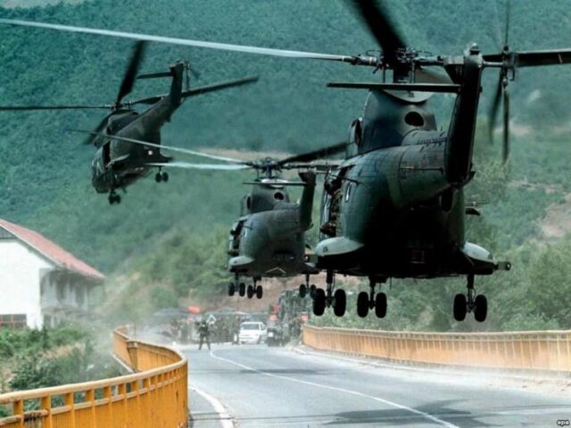 Fotot e rralla të 22 viteve më parë, ku avionët e NATO-s bombarduan Serbinë për të çliruar Kosovën