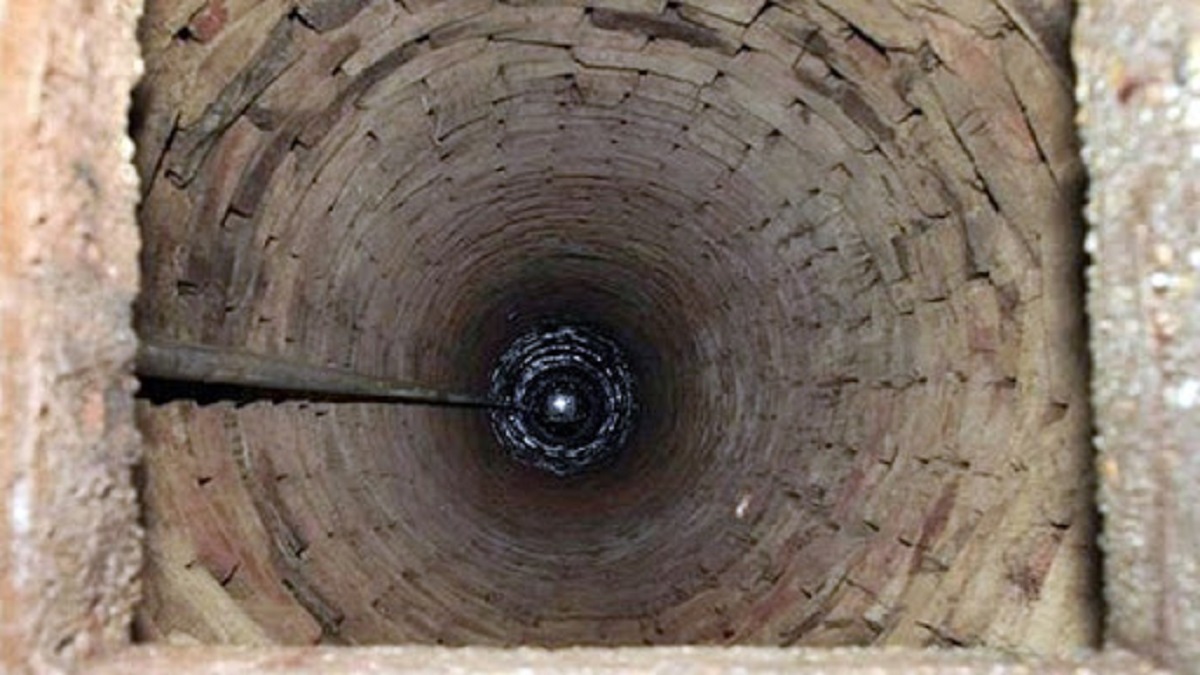 Bie në pus teksa po punonte, i moshuari gjendet i mbytur