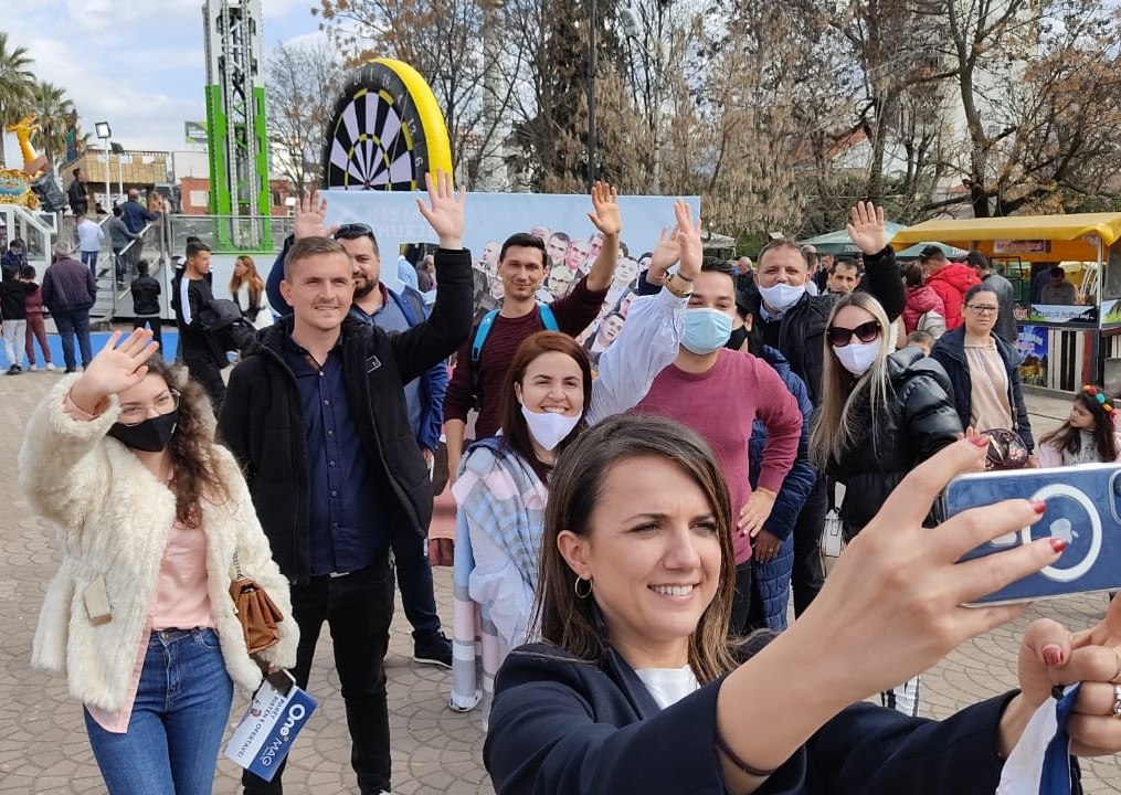 Përplasja mes militantëve në Elbasan, Rudina Hajdari: Në 25 Prill mos i voto më bandat!