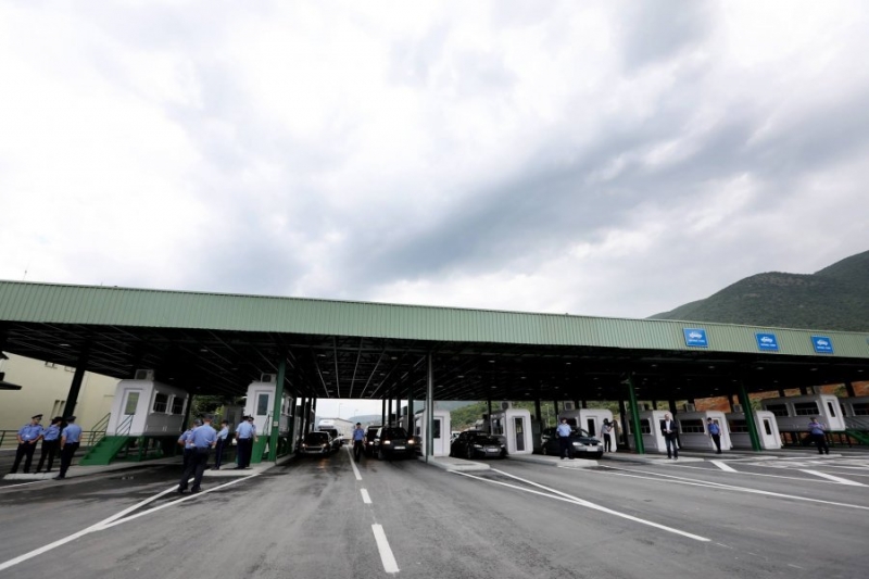 Arrestohet 28-vjeçari, tentoi të kalonte kufirin me pasaportë të falsifikuar