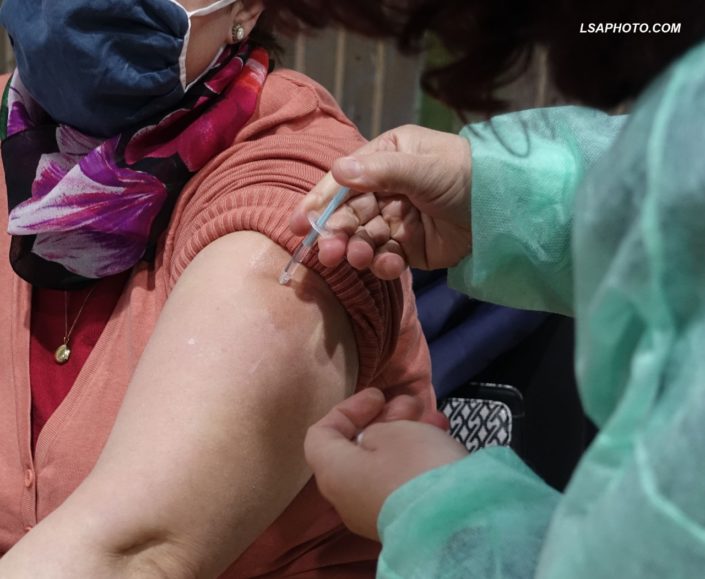 Kategoritë e radhës që do të vaksinohen në vend pas mësuesve