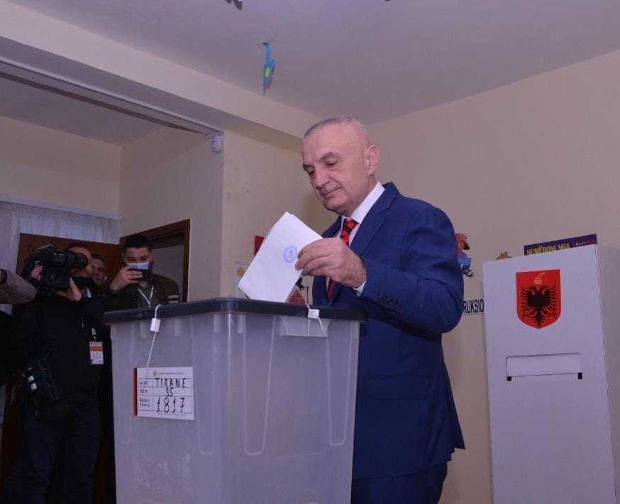 “Çdo votë të numërohet e rinumërohet”, Meta përsërit thirrjen: Të hetohen të gjitha fletët e pavlefshme