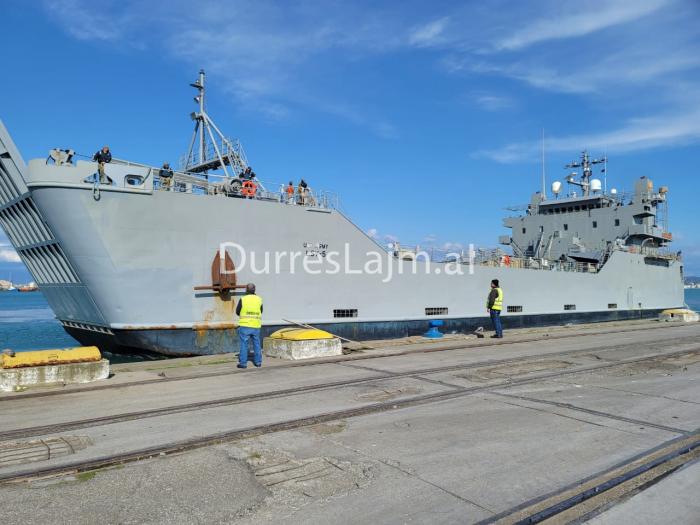 Stërvitja  ushtarake ndërkombëtare “Defender Europe 2021″/ Në portin e Durrësit mbërrin anija e parë amerikane, nis dislokimi i trupave