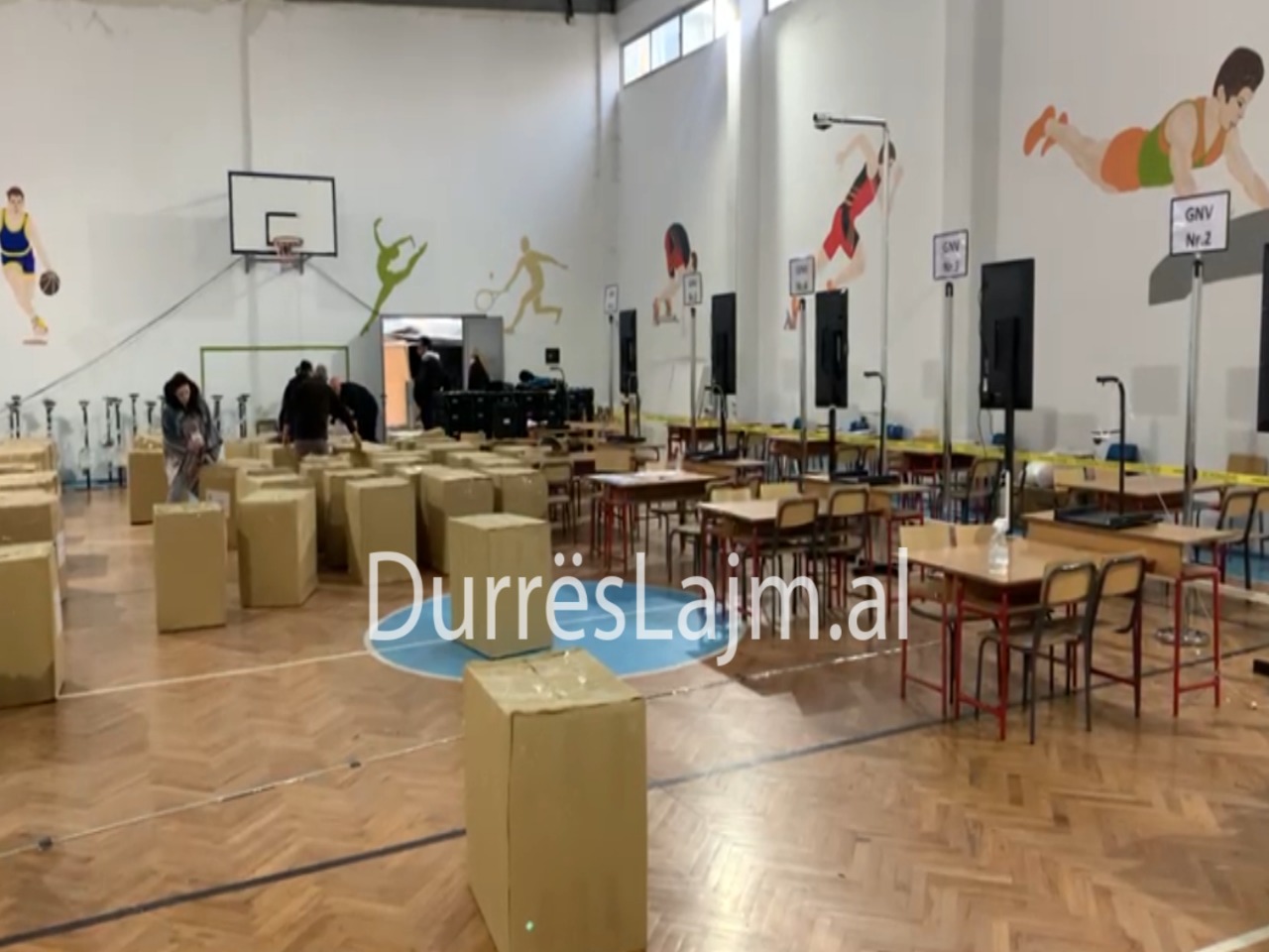 Durrës, përfundon shpërndarja e materialeve zgjedhore në KZAZ nr.23
