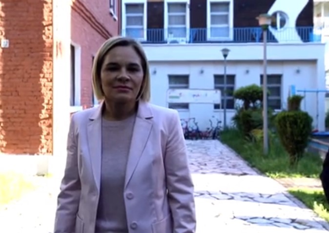 Kryemadhi apel qytetarëve: Vota e shenjtë, votoni masivisht (VIDEO)