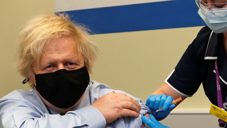Britania, thirrje njerëzve të marrin AstraZeneca-n kundër COVID-19
