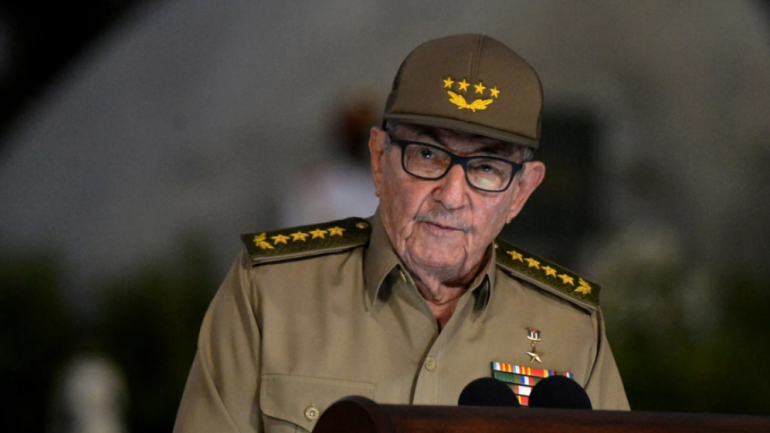 Raul Castro dorëhiqet nga posti i kryetarit të Partisë Komuniste në Kubë