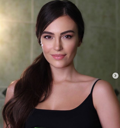 Eva Murati lidh kontratë me markën e njohur italiane të të brendshmeve