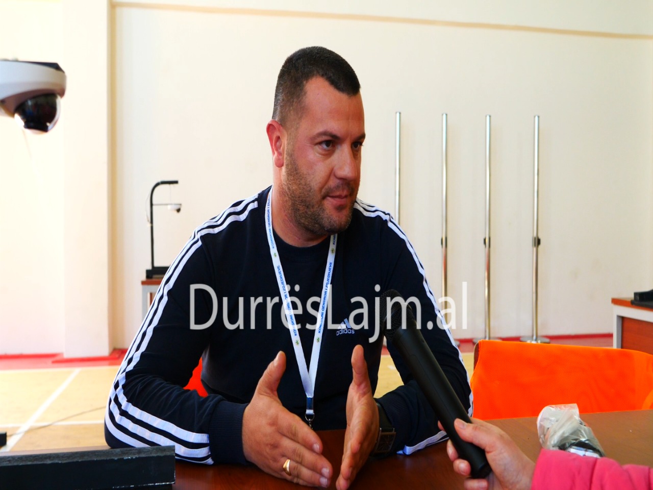 Duka: Ecuria e procesit në Shijak ka qenë e mirë, u konstatuan persona të paautorizuar pranë QV-ve (VIDEO)