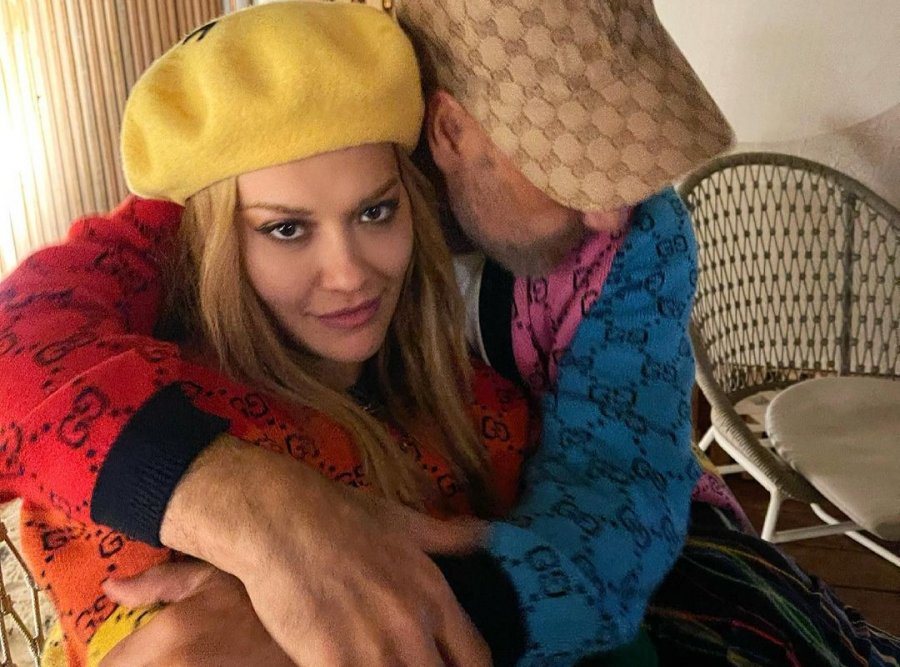 Rita Ora nis romancën me regjisorin e njohur?