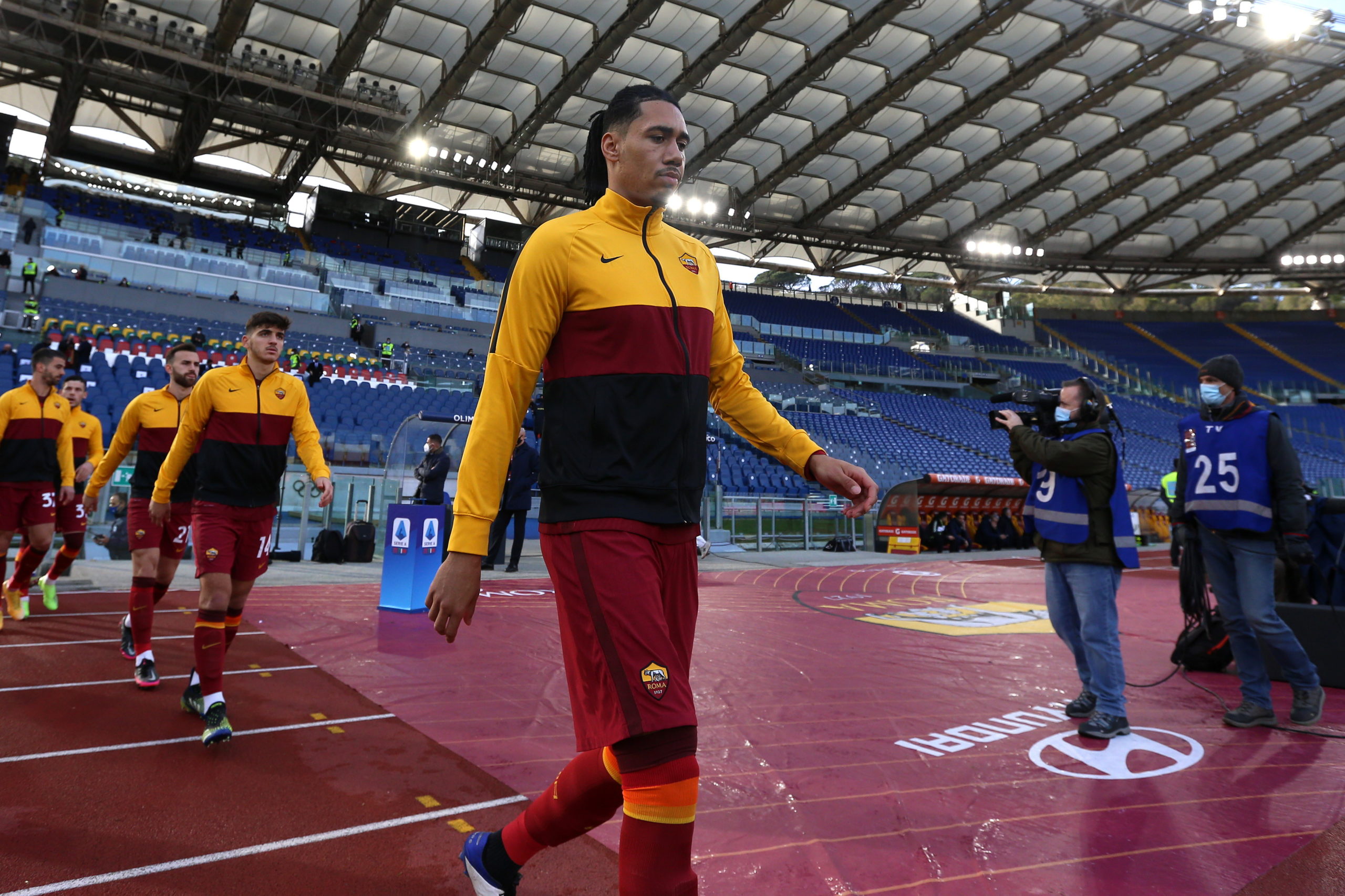 Aventurë e frikshme për Smalling, tre hajdutë me armë i grabisin shtëpinë